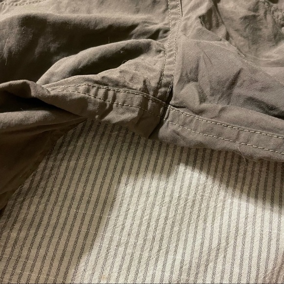 Mountain Hardwear Outdoor Adventure Nylon Shorts 2 - Picture 8 of 10